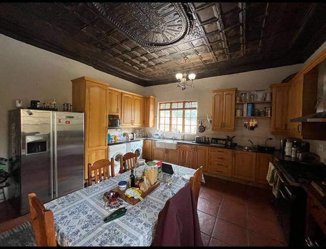 7 BEDROOM HOUSE FOR SALE IN KENSINGTON